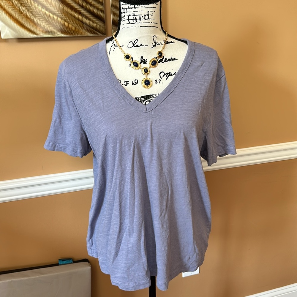 TWO ITEMS-BLUE TOP SIZE LARGE EUC- BLUE AND GOLD TONE  NECKLACE NWOT.